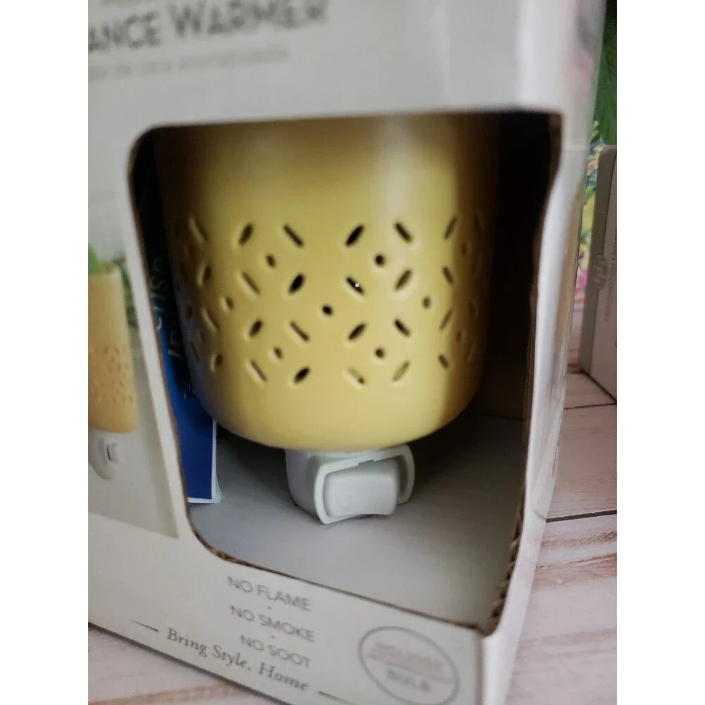 Huntington Home Accent Fragrance Warmers - Set of 2 NWT